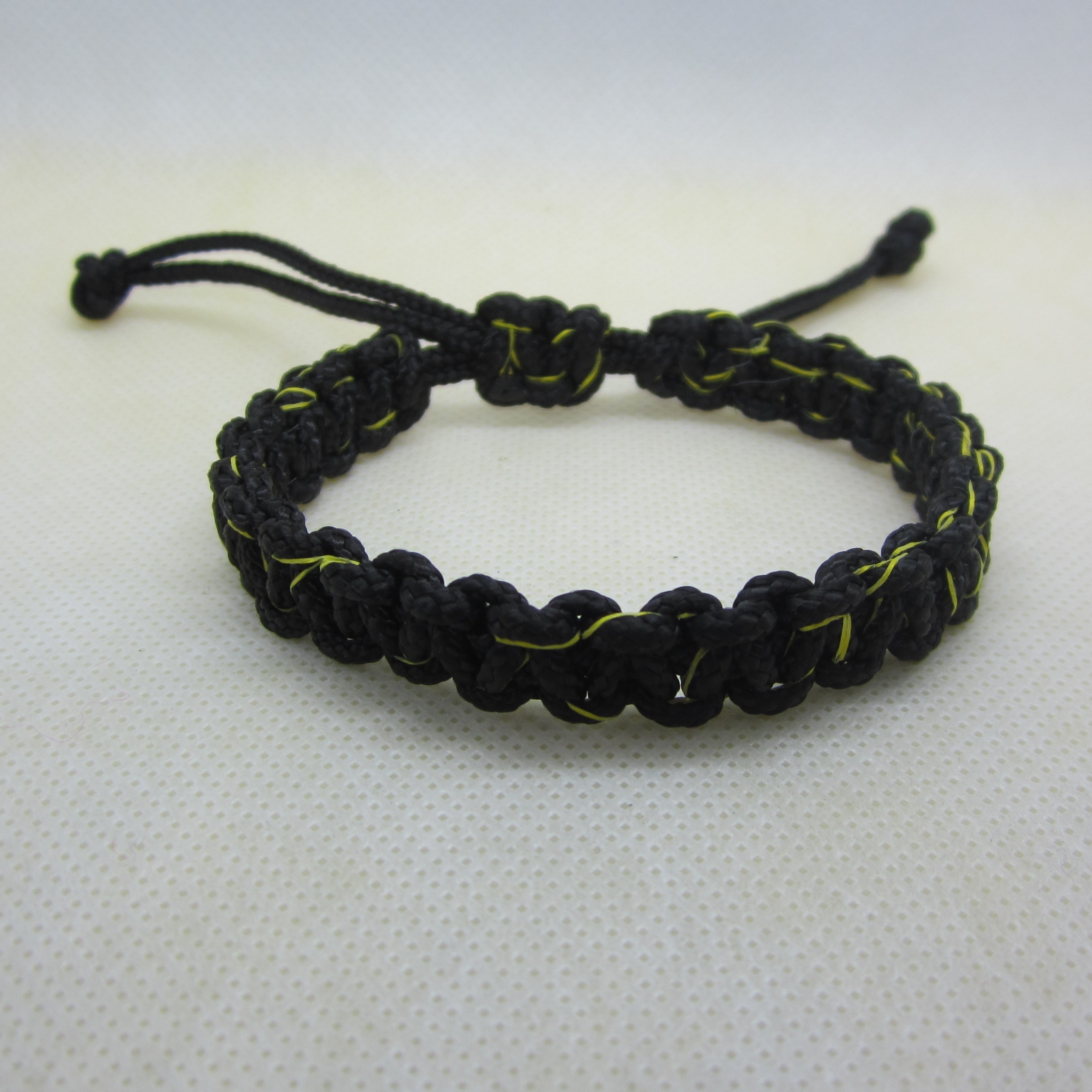 Bracelet macrame black